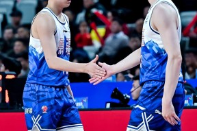 关于CBA常规赛赛程吃紧；马赛今夜完成体检；震撼外界；赛程密集仍需轮换的信息-爱游戏平台